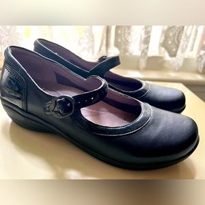 Dansko, black Mary Jane, size 41